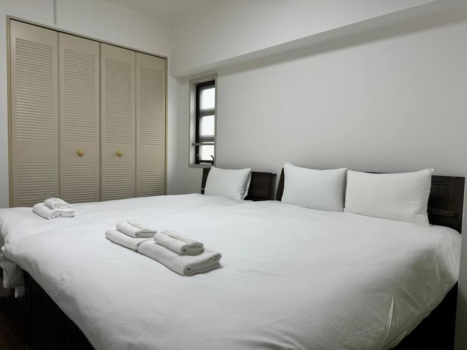Color島之内701 Apartment Осака Екстериор снимка