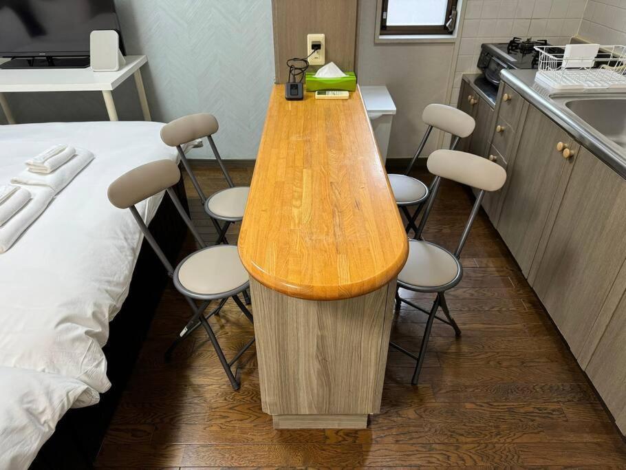 Color島之内701 Apartment Осака Екстериор снимка