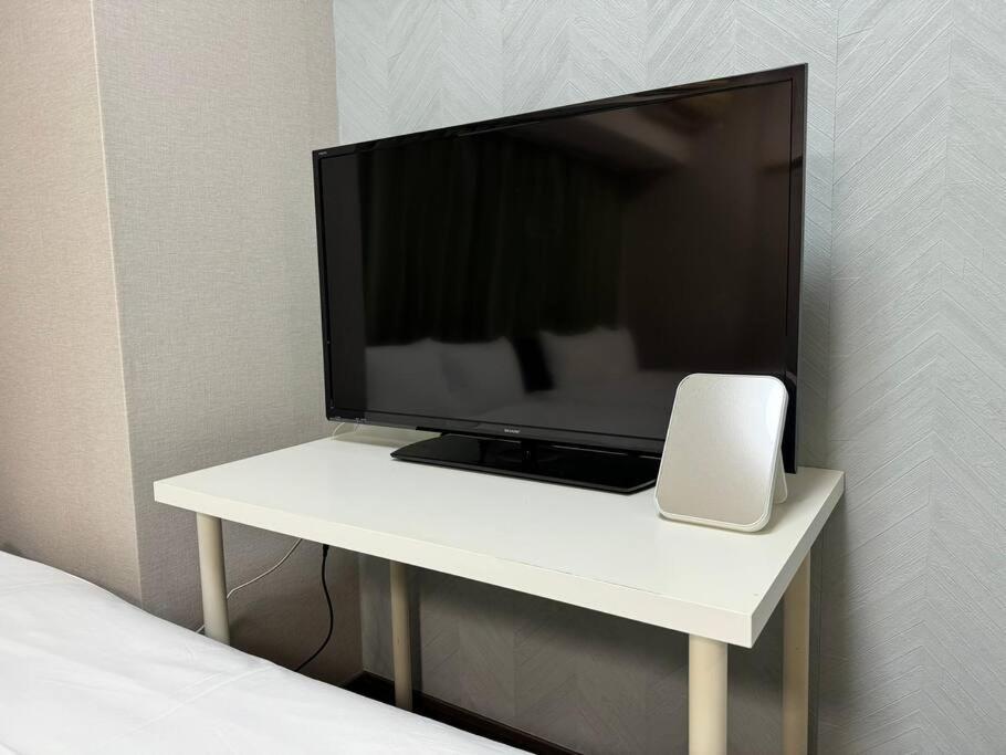Color島之内701 Apartment Осака Екстериор снимка
